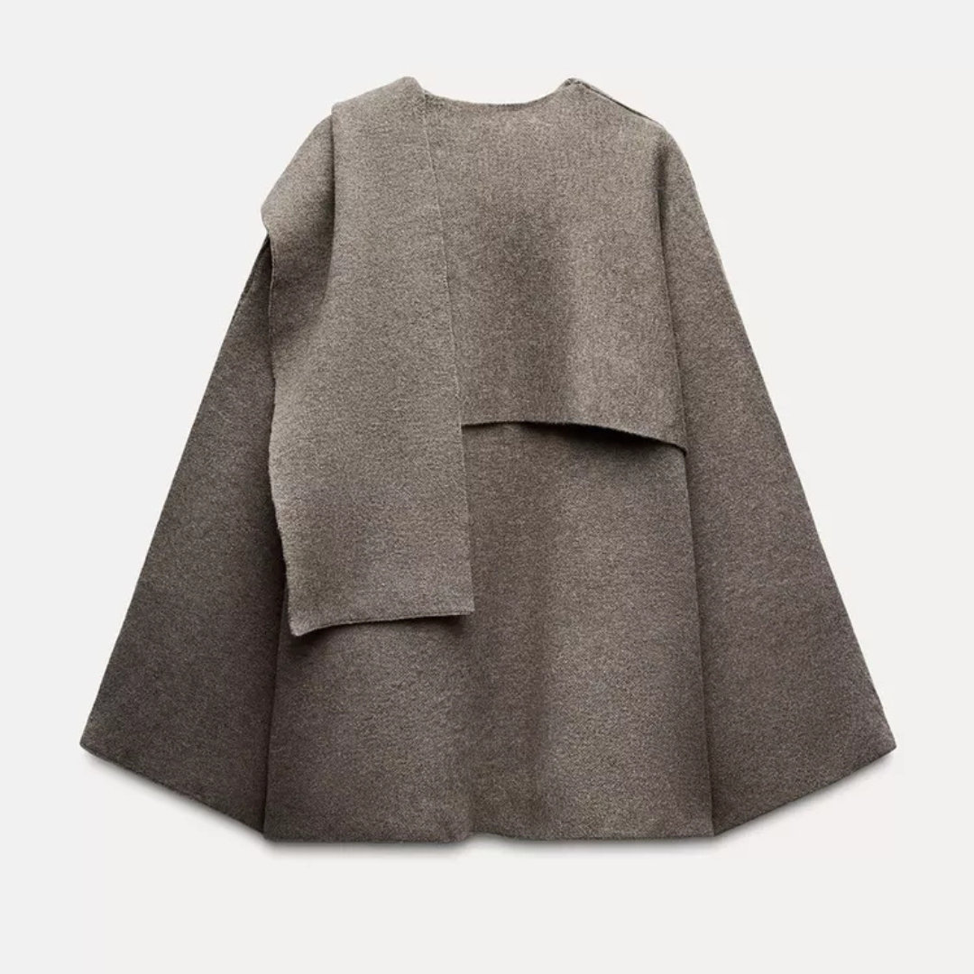 Sophia I Cape Mantel