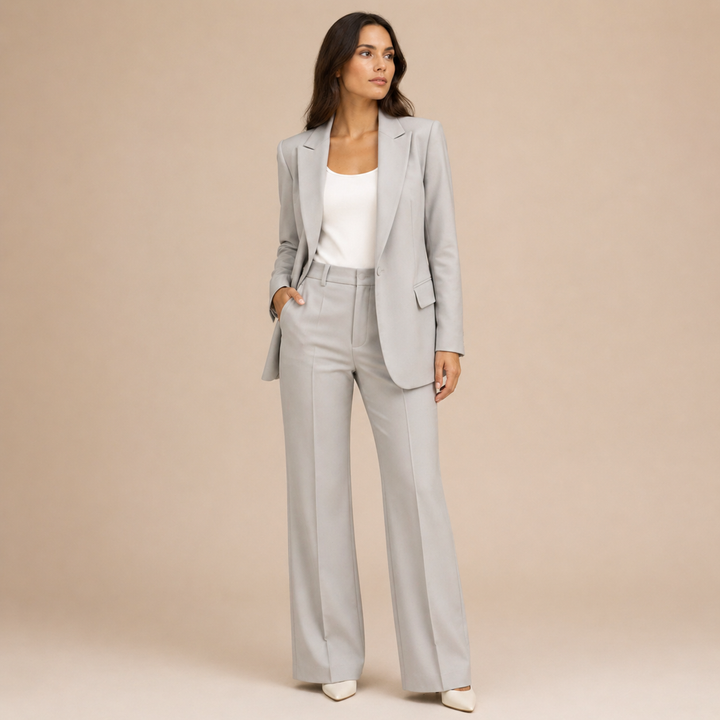 Cindy | Elegantes Anzugset mit ausgestellten Hosen