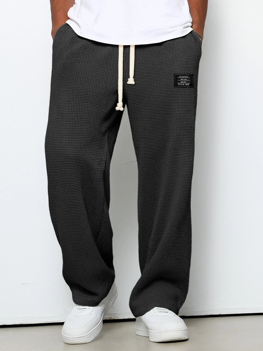 LISANDRO | WEITE HOSE MIT WABENSTRUKTUR
