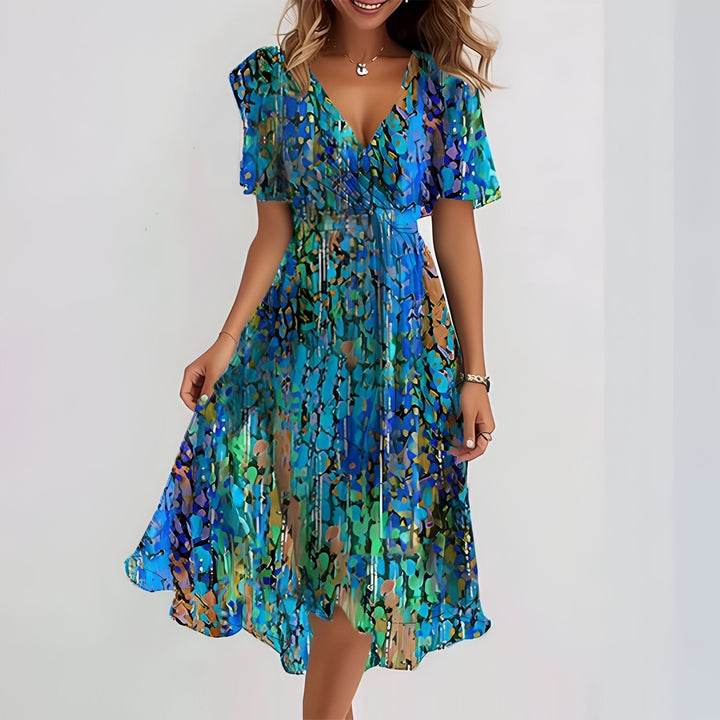 Elegantes, luftiges Kleid mit bauchbedeckendem Schnitt